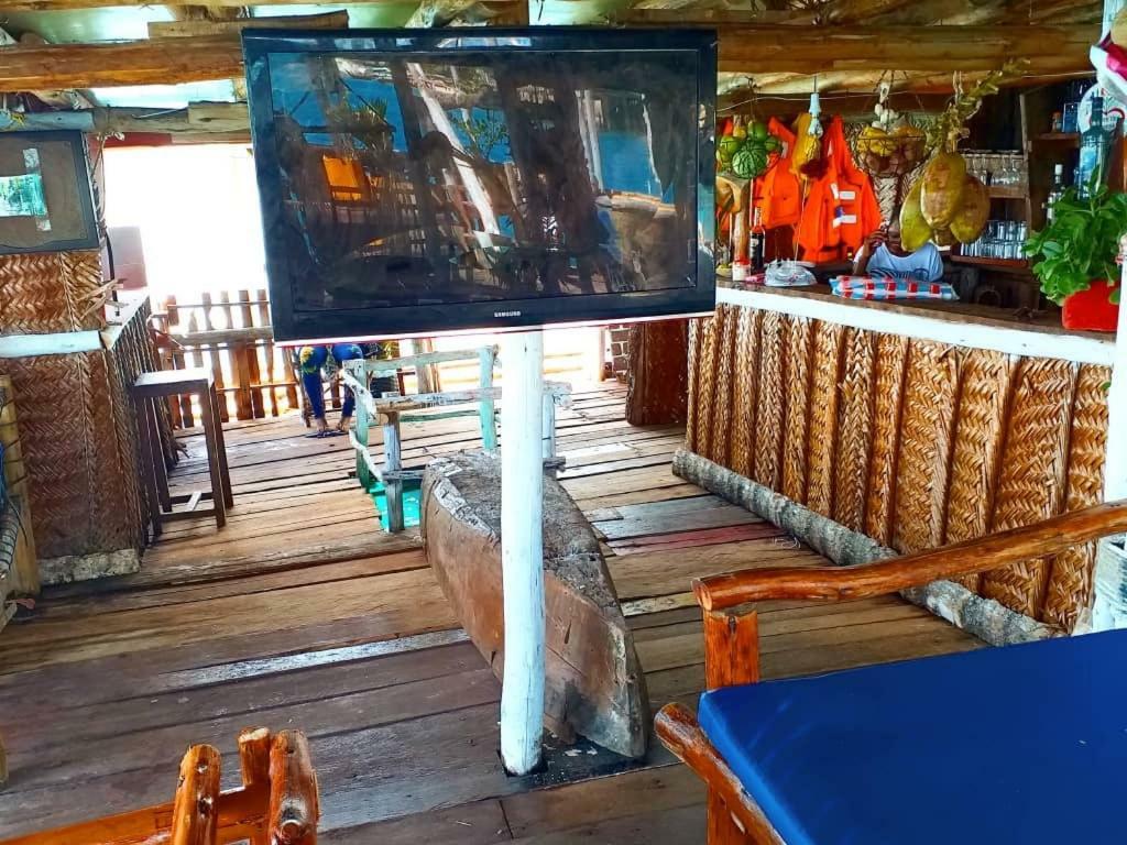 Botel Dreamer's Island