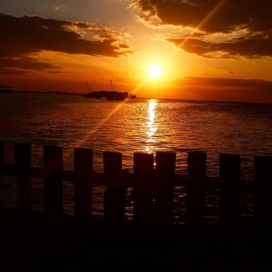 Botel Dreamer's Island Zanzibar