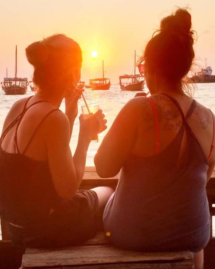 Dreamer's Island Botel